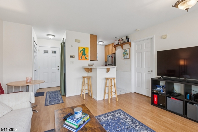 130 Longfield Ct 130