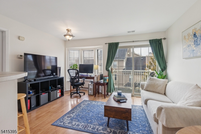 130 Longfield Ct 130