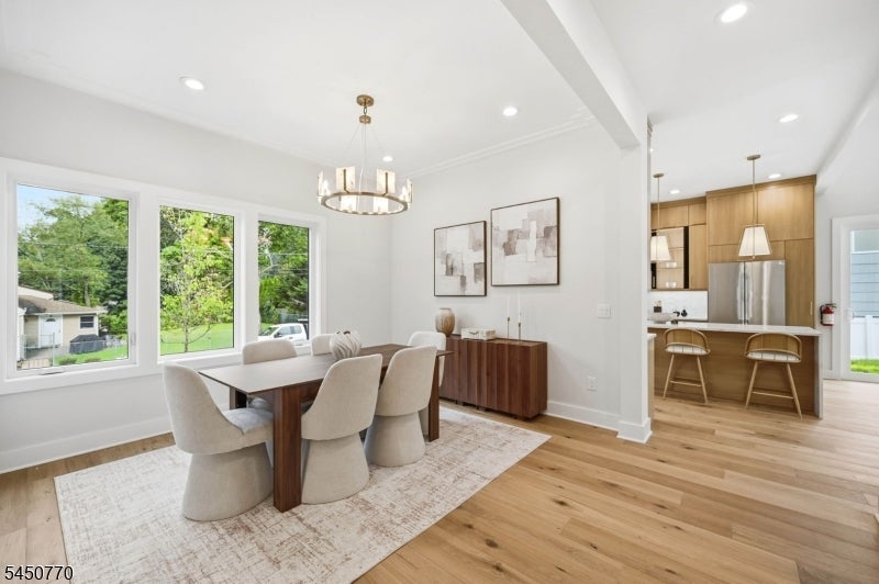 77 Elmwood Dr