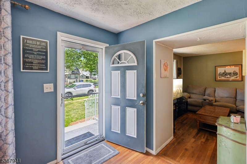 30 Clark Pl