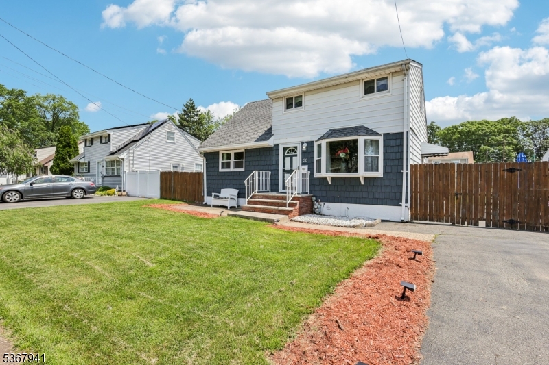 30 Clark Pl
