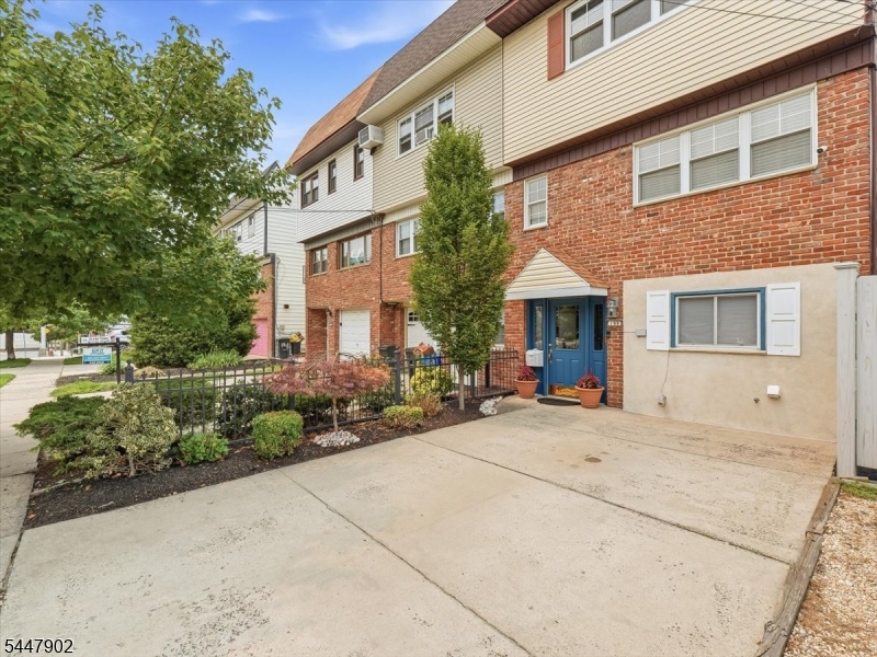 199 Avenue A
