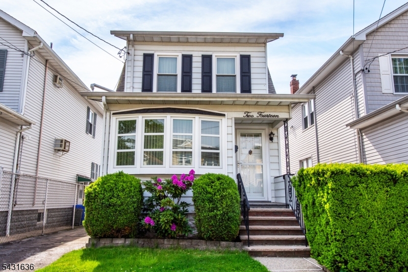 214 Prospect Ave