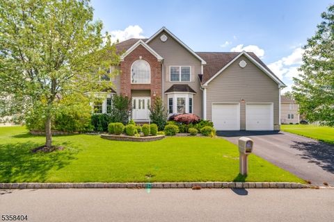 9 Colgate Ct Franklin Twp. NJ 08873