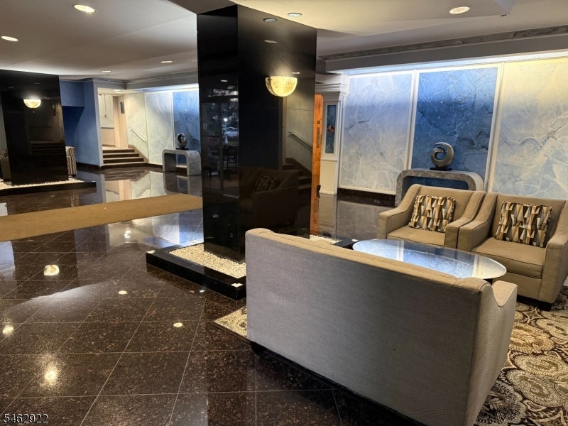 280 Prospect Ave 5N