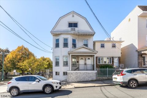 Photo of 10 Devon Ter, Kearny, NJ 07032 (MLS # 3995649)