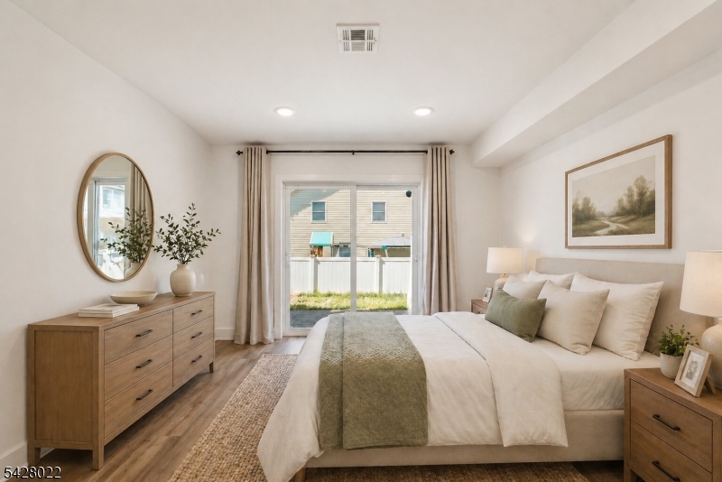 93 Prospect St 2