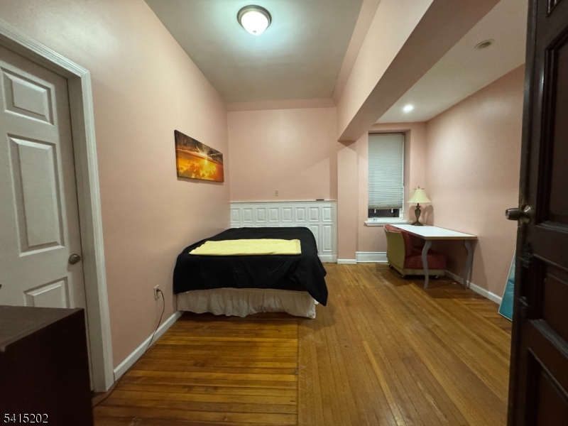 209 Mount Prospect Ave 12