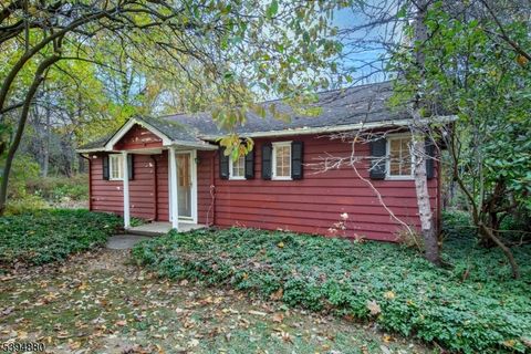 Photo of 65 South Rd, Chester, NJ 07930 (MLS # 3995738)