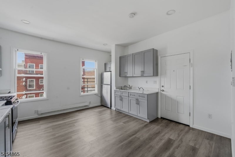 76-78 Market St 5