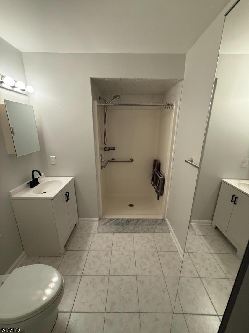 901 Stuyvesant - Unit 110 110