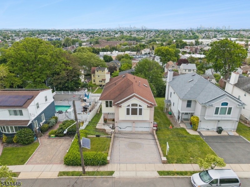 30 Witherspoon St