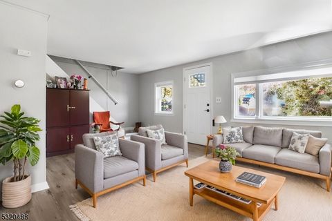 Photo of 57 Terrace Ave, Butler, NJ 07405 (MLS # 3994656)