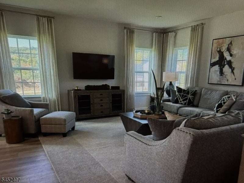 2 Drake Ct