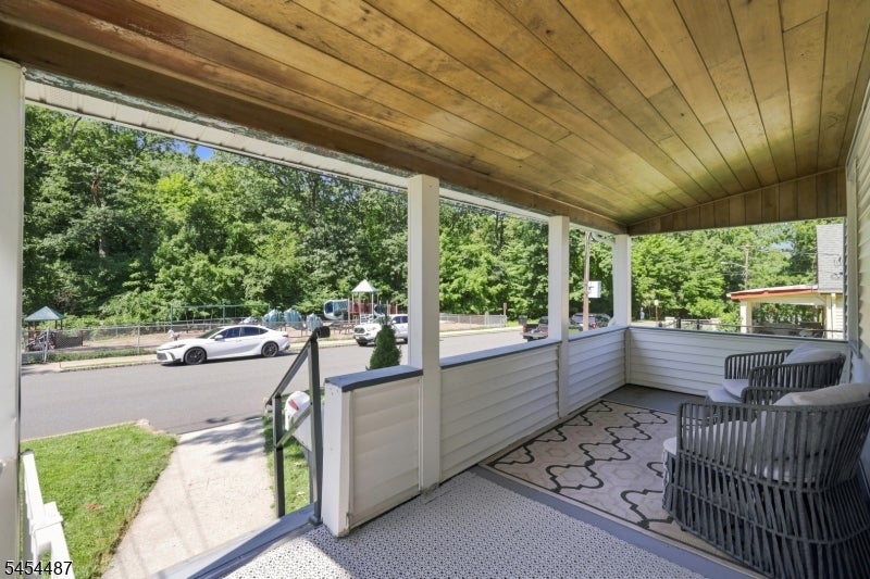 14 N Glen Ave
