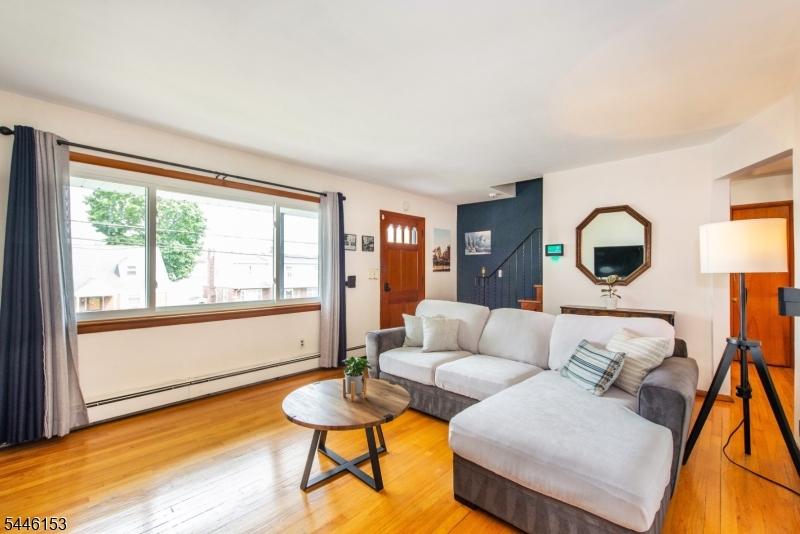 140 Maplewood Ave