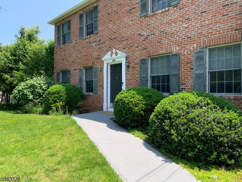 270 Diamond Spring Rd