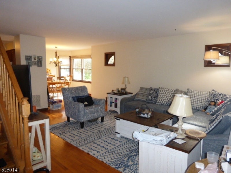 44 A Wetmore Ave A