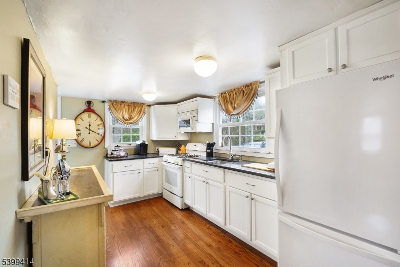 383 DIAMOND SPRING ROAD