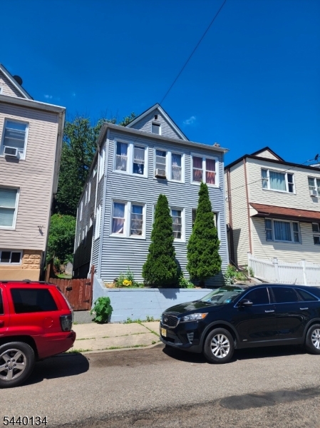 85 Tulip St 2