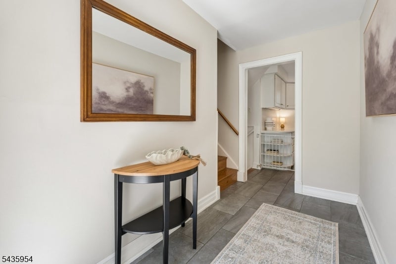 30 Crestwood Rd