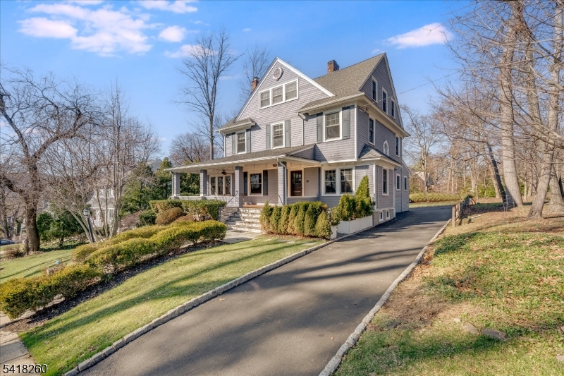 39 Oakview Ave