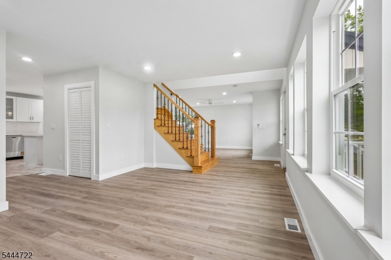 101 Saint Stephens Ave