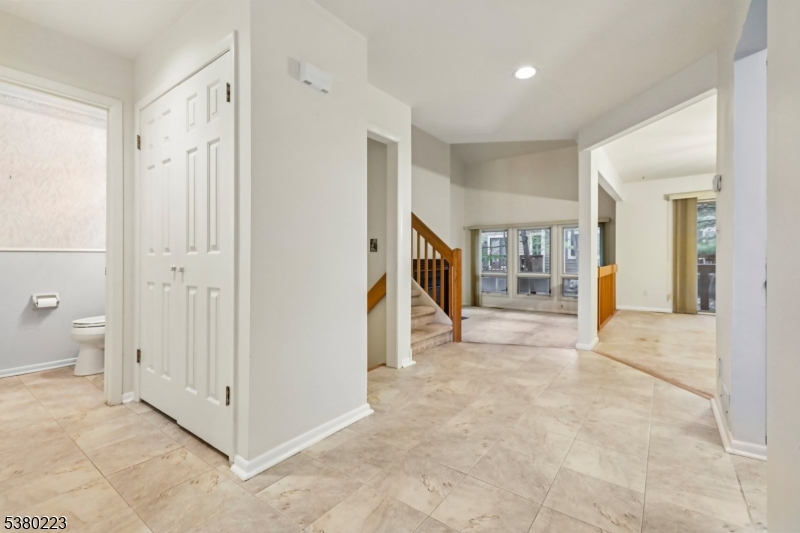 5 Wedgewood Drive