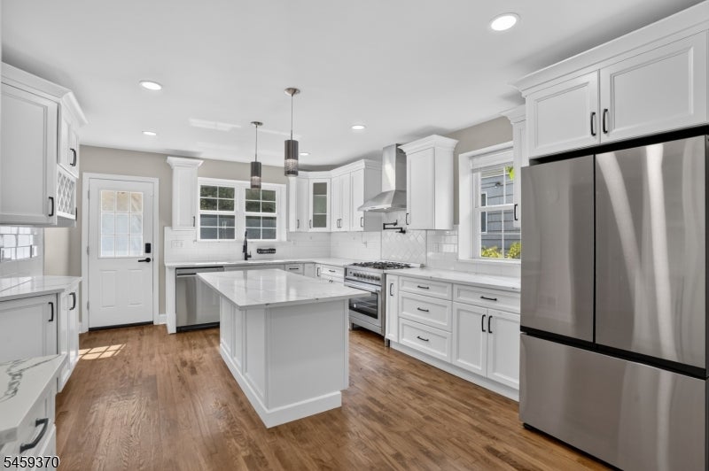 251 Hillside Ave
