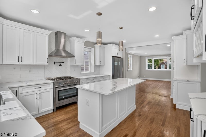 251 Hillside Ave