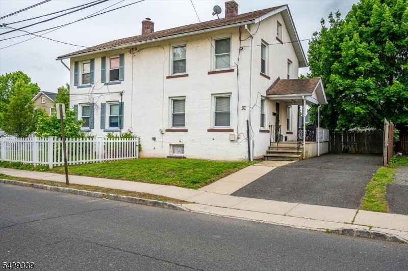 31 Romney Rd