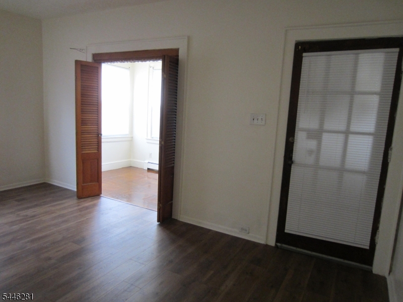 94 Campfield St