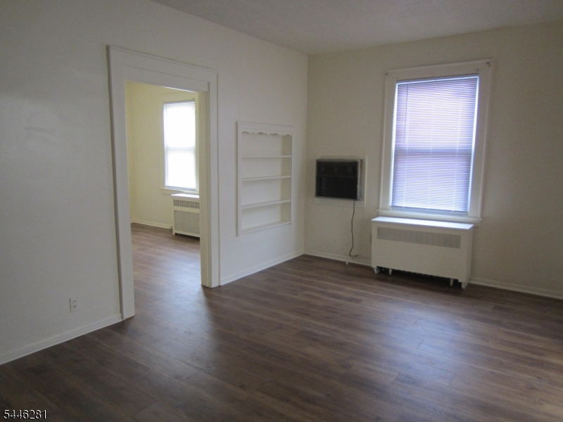 94 Campfield St