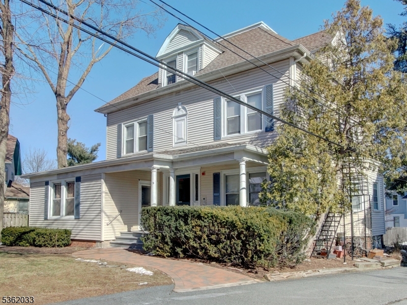 99 Valley Rd