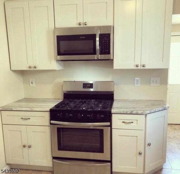9 Coddington Ave