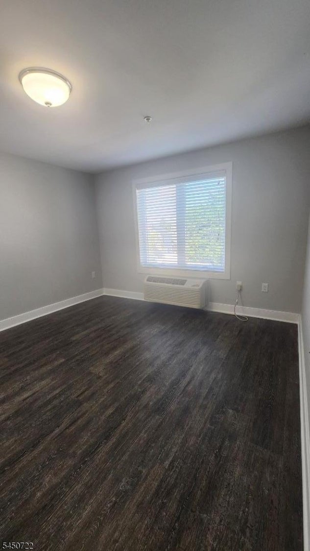 241 Ridge Rd 2E