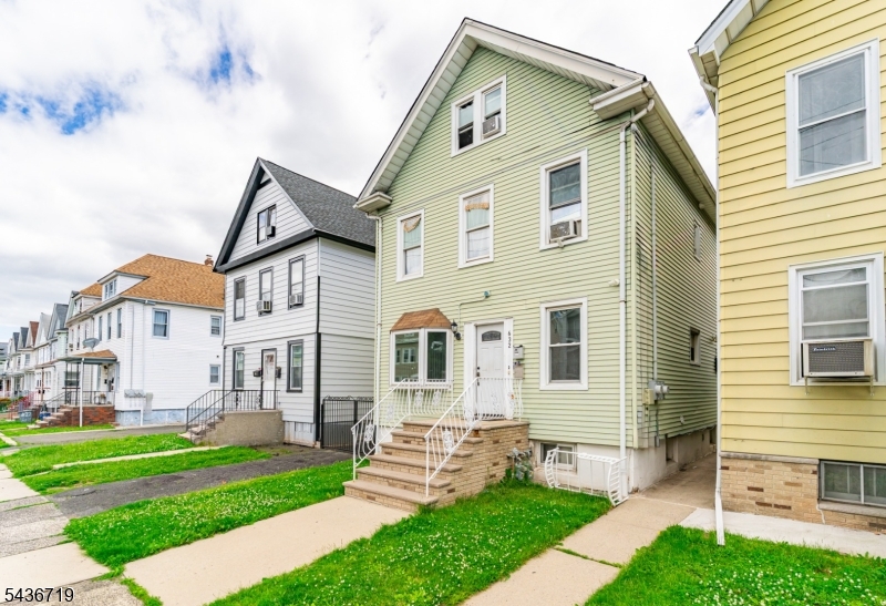 632 Grier Ave