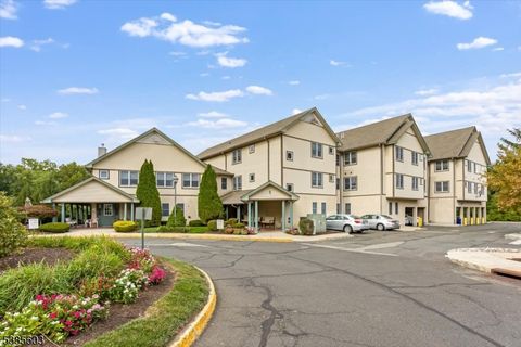 93 Park Edge Berkeley Heights Twp. NJ 07922