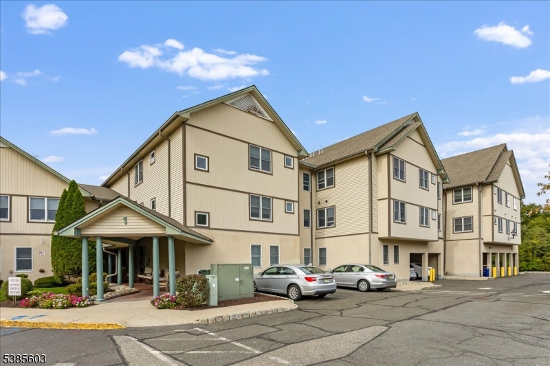 93 Park Edge