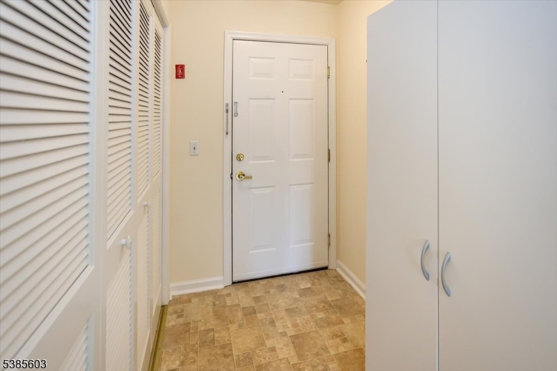 93 Park Edge