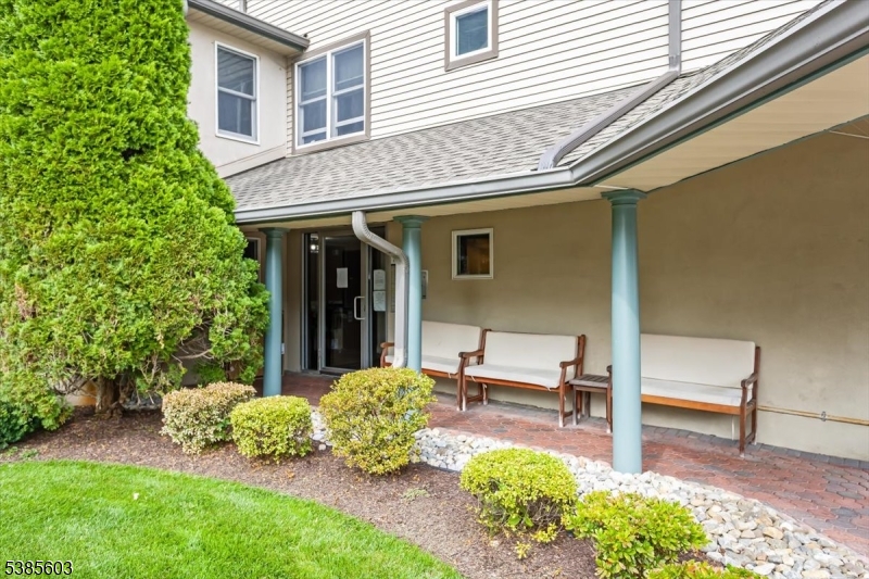 93 Park Edge