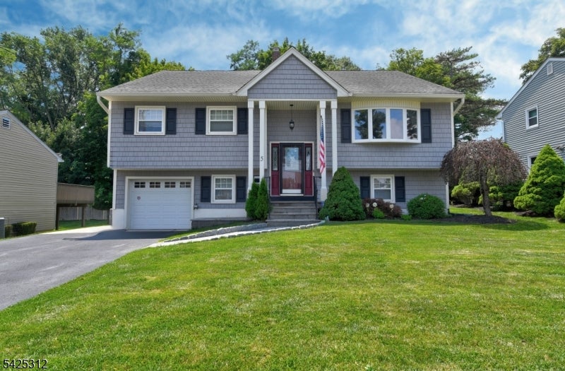 5 Butler Pl