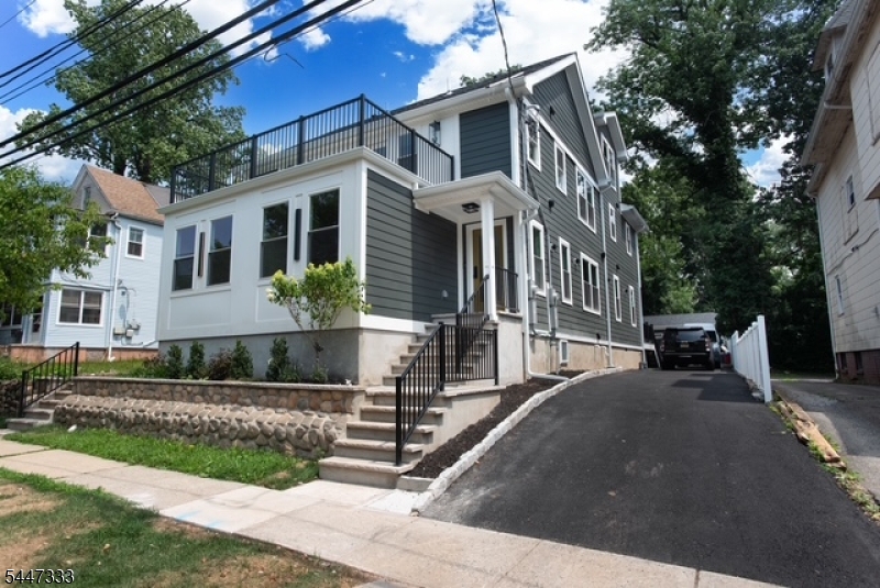 195 N Fullerton Ave A
