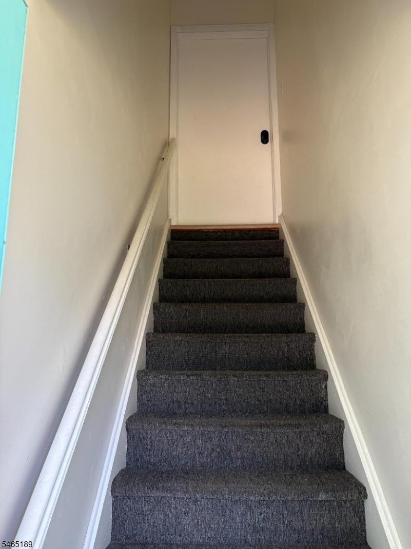 1 Sargeant Ave 2