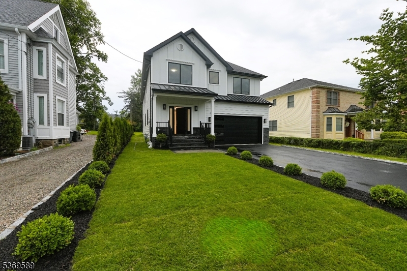 25 Green wood Avenue