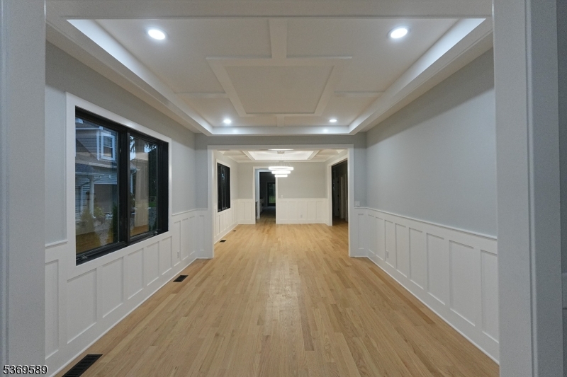 25 Green wood Avenue