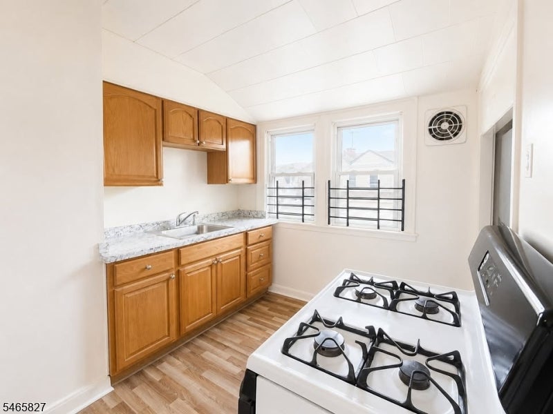 144 Elmwood Ave