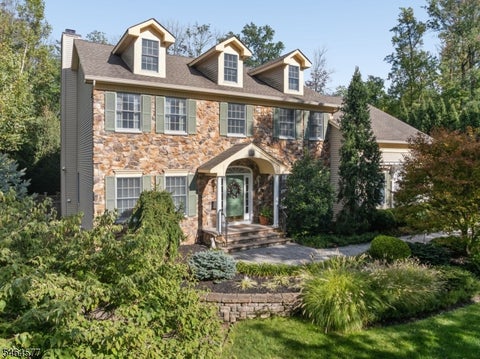Photo for 31 Old Farm Rd