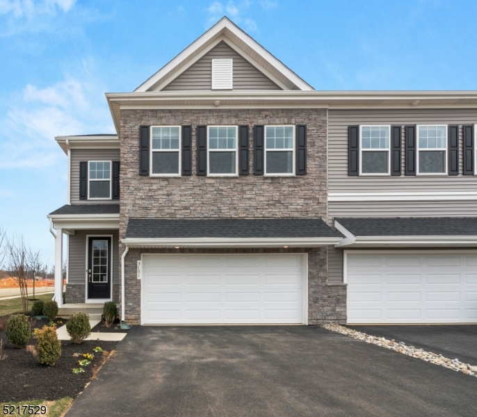 23 Gladstone Ct