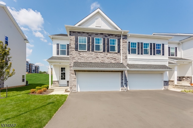 23 Gladstone Ct